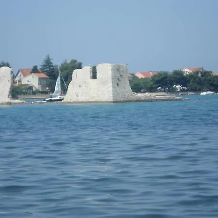アパート Dama - 10 M From Beach Sukošan